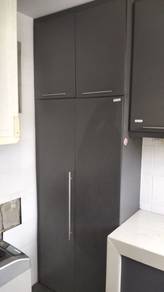 YA88J1  Almari  Dapur  Built In Kitchen Cabinet