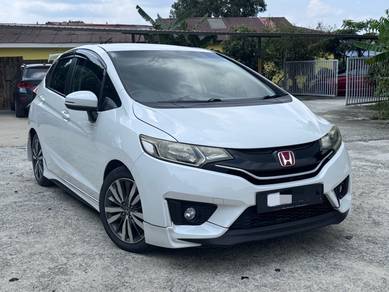 Honda Jazz V in Kajang, SGR