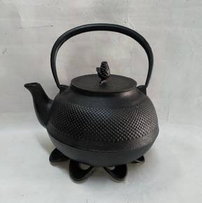 Japanese Teapot Nanbu Tekki Black Tetsubin Cast Ir