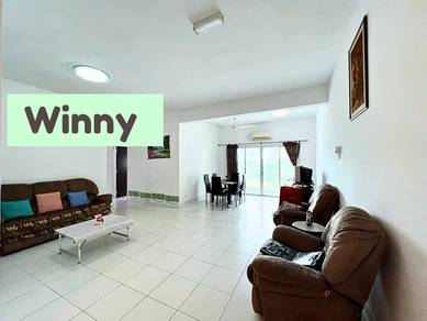 Condominium For Rent in One World 2 (1-Sky)