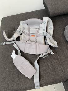 baby carriers- bueno