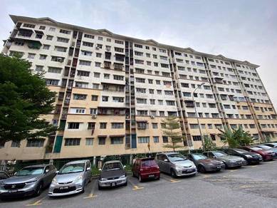 Flat For Rent in Pangsapuri Teratai L8