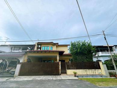 Semi-Detached House For Sale in Bukit Beruang,MLK