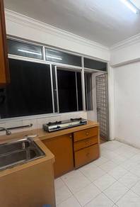 Apartment For Rent in Taman Jubilee Phase 5