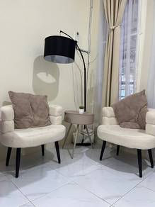lounge chair/makeup chair
