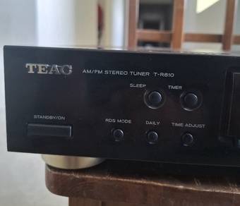 TEAC Tuner T- R610