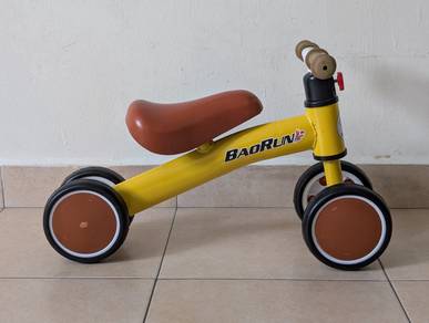 BAORUN Yellow 4-Wheel Kids Balance Bike