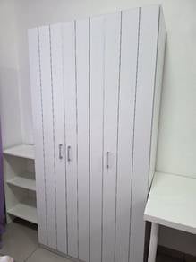 Almari 3 Pintu