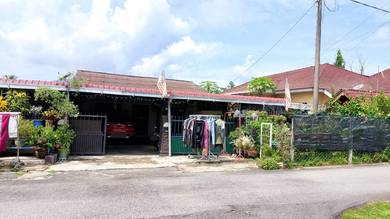 Bungalow House For Sale in Tapah,PRK