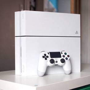 PS4 Fat siap monitor