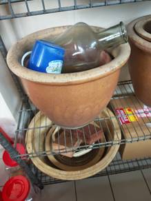 Three pieces flowers pot 