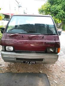 Mitsubishi Delica L300 in Bachok, KTN