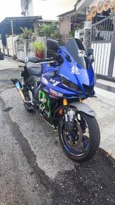 Yamaha R25