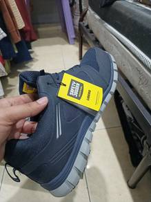Safety shoes