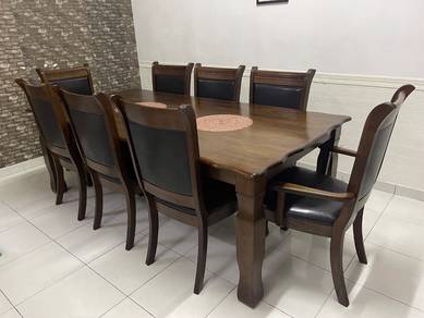 8 seater Dining Table