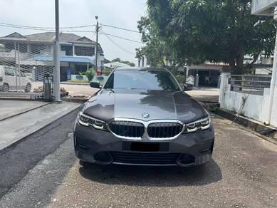 BMW 320i 20i SPORT in Bukit Tengah, PNG