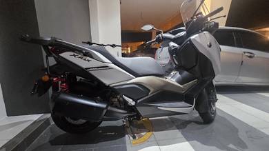 Yamaha XMAX