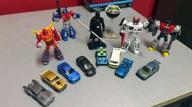 hotweel cars and figures urgent sell