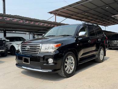 Toyota Land Cruiser V8 in Kota Kinabalu, SBH