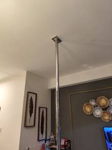 Pole dancing
