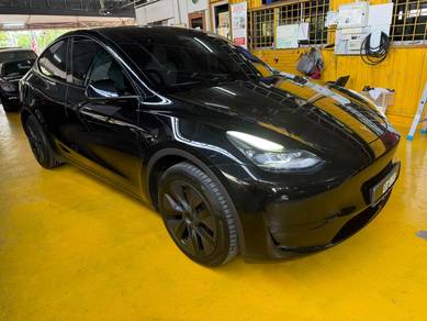Tesla Model Y STANDARD RANGE (ENHANCED AUTOPILOT) in Nilai, NSN
