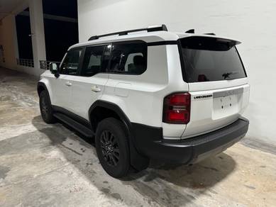 Toyota Land Cruiser 70 ANNIVERSARY in Kota Damansara, SGR