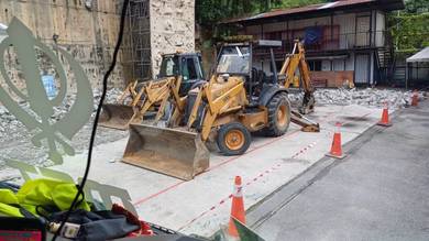 Backhoe rental & Lorry rental