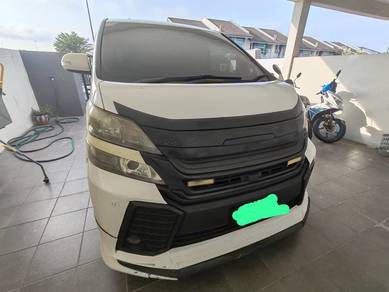 Toyota Vellfire Z in Kajang, SGR