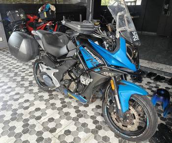 CFMOTO 650MT