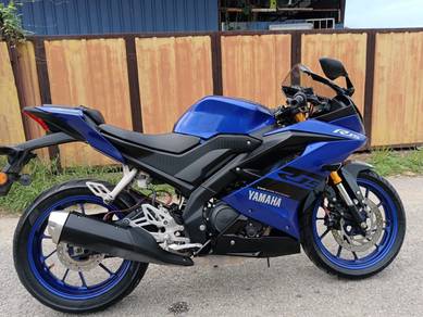 Yamaha R15