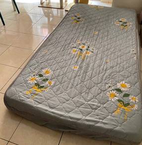 Tilam Single (Free Set Cadar + Pillowcase)