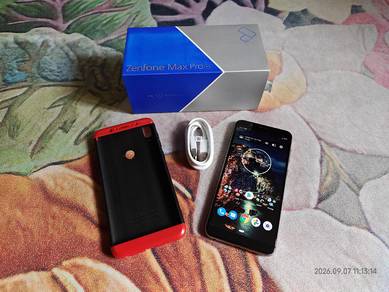 Asus ZenFone Max Pro M1 (3Gb + 32Gb)