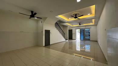 2-storey Terraced House For Sale in Sikamat,NSN