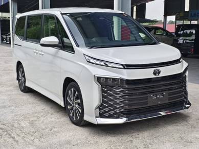 Toyota Voxy S-Z in Shah Alam, SGR