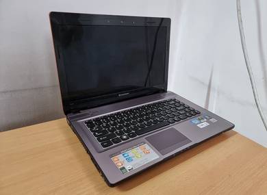 Lenovo Y470