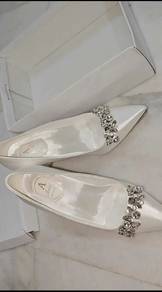 White heels 