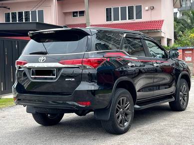 Toyota Fortuner SRZ 4X4 in Ampang Hilir, KUL