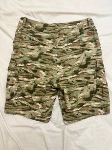 Levi’s XX Cargo Camo Short Pants