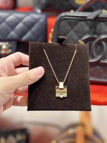 Hermes Eileen Pendant