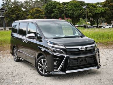 Toyota Voxy ZS KIRAMEKI III in Plentong, JHR