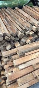 Kayu 1x2 Dan papan panjang 4kaki 7928