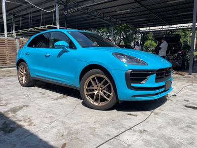 Porsche Macan  in Sungai Besi, KUL