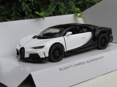 Kinsmart Diecast Car Bugatti Chiron White