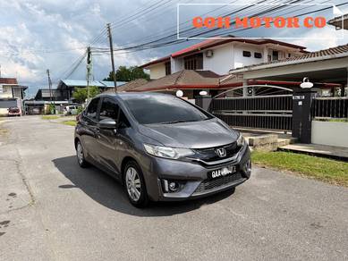 Honda Jazz S in Kuching, SWK