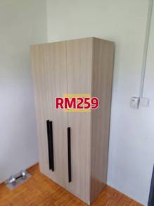 Almari baju 3 pintu selak
