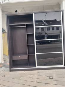 almari baju 8+8 kaki