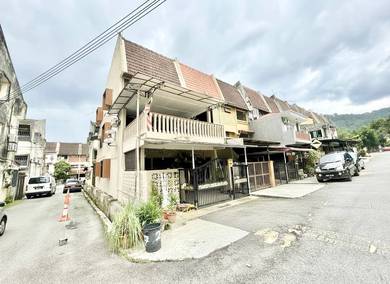 3-storey Terraced House For Sale in Ampang,SGR