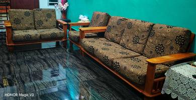 Sofa Kayu + Kusyen