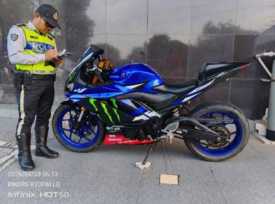 Yamaha R25