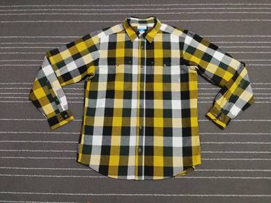 Columbia Sportwear company button up L
